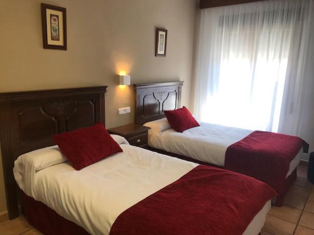 Hotel Patri Уэскар Экстерьер фото